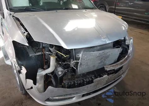 2012 Chrysler Town & Country Limited z USA, uszkodzony, nr VIN 2C4RC1GG8CR218026